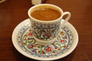 Türkischer Kaffee: Zubereitung, Geschichte & mehr